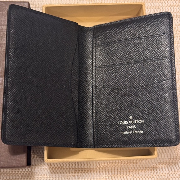 Louis Vuitton Graphite Men's Wallet or Card Holder - Picture 3 of 6